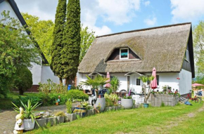 Urlaub unterm Reetdachhaus am Neuensiener See, Sellin